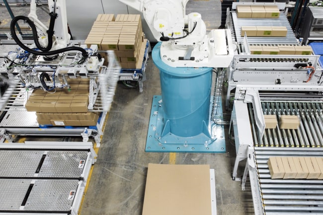 robotic palletizing - layer palletizing - industrial robotics - industry insights
